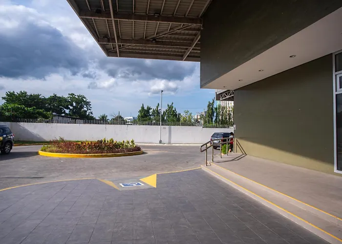 It Park Pool Wifi 24h Checkin Cebu